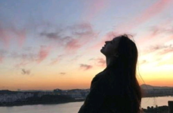 好看的微信头像女唯美,展现女性独特魅力与气质”