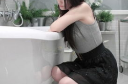 xx裸体美女跳xx