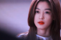 韩国女星颜值天花板,盘点那些令人惊艳的美丽面孔